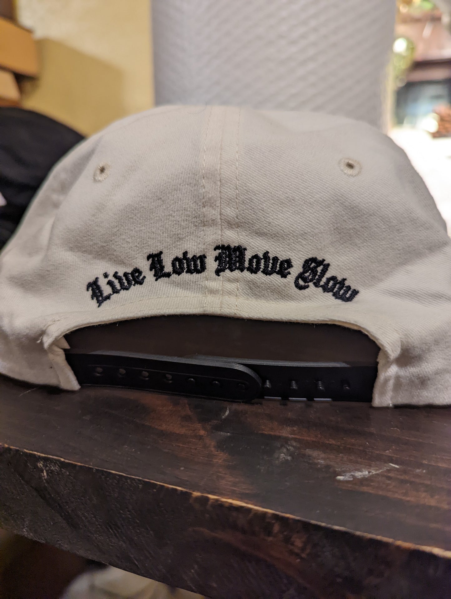 US ONLY! Live Low Hat